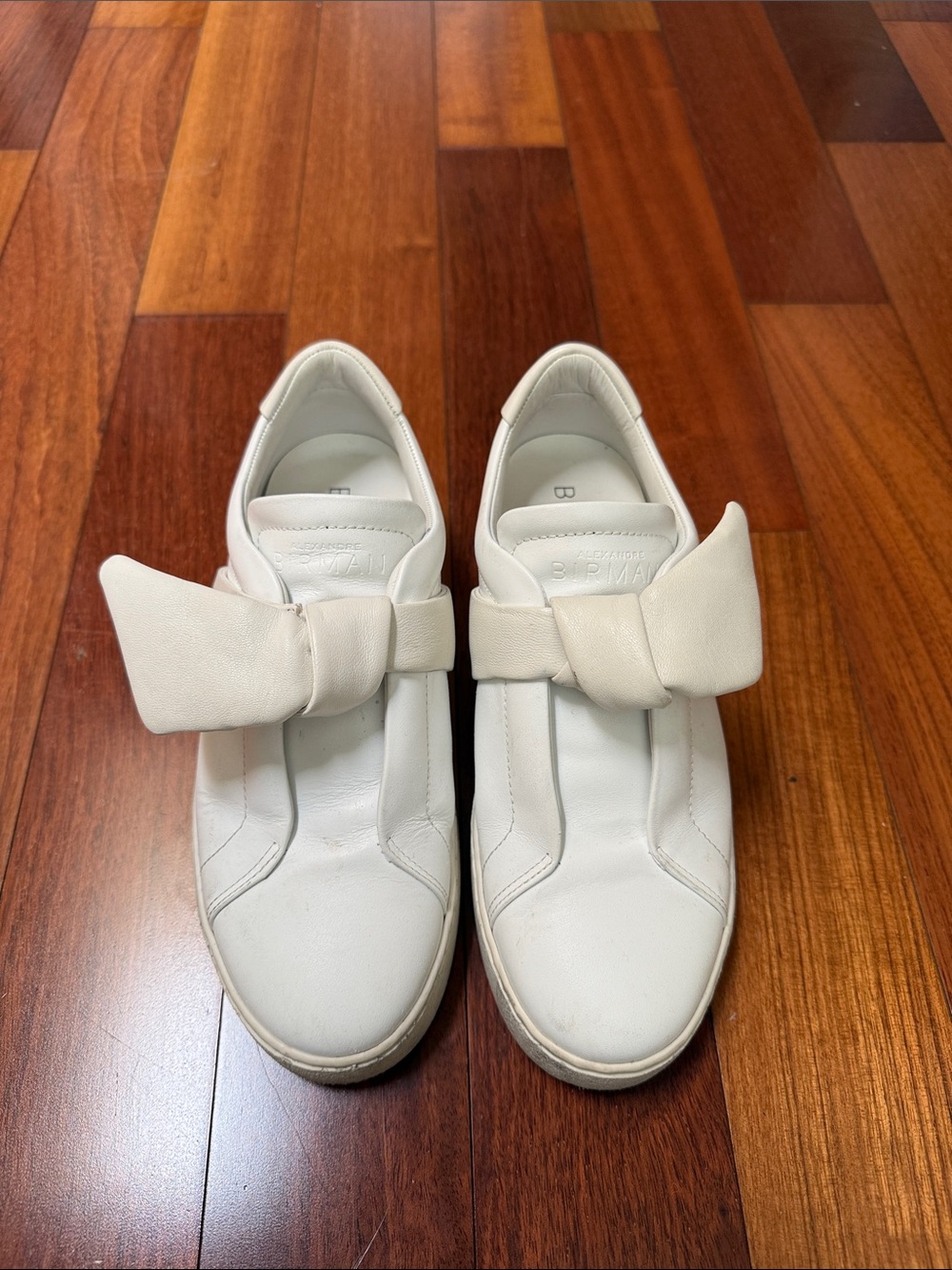 Alexandre Birman White Leather Bow Slip-On Sneakers